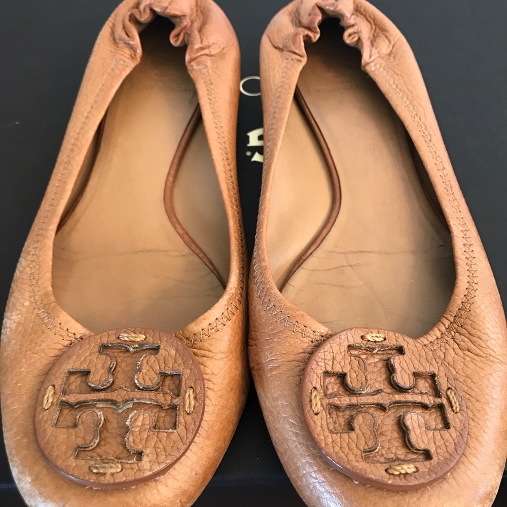 Tory Burch tan leather ballet flats